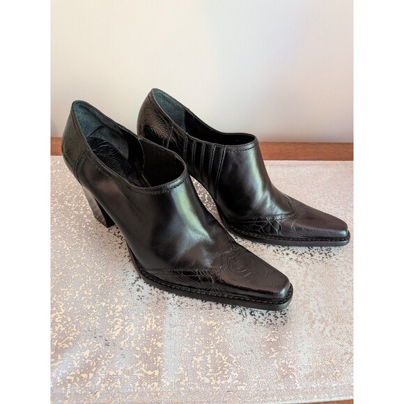 Antonio Melani Shoes Boot Womens 7.5 Black Leather Ankle Heel Western Rose Stamp - Picture 2 of 14
